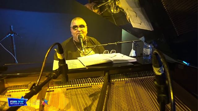 ארקדי דוכין | מי אוהב אותך יותר ממני - ישראל מחוברת смотреть онлайн