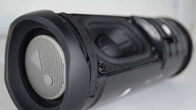 Колонка JBL FLIP 5 LFM 60% Bass Test РЕАКЦИЯ НА ПЕСНИ МЕТЕЛЬ смотреть онлайн