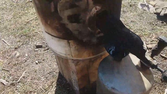 САМЫЙ ПРОСТОЙ СПОСОБ ПЛАВКИ АЛЮМИНИЯ | ЗАГОТОВКА БОЛВАНОК ДЛЯ ТОКАРКИ смотреть онлайн