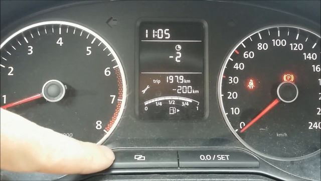 VOLKSWAGEN POLO - как самому сбросить счетчик ТО смотреть онлайн