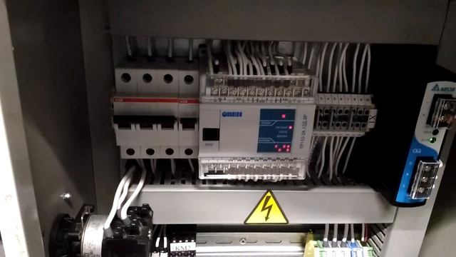 Видео Работы ПР110 Овен управление прессом + пневмозадатчик смотреть онлайн