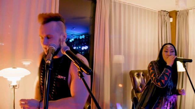 SOSEDI /Віктòр & Юлияна/ - ЗВЕРЬ смотреть онлайн