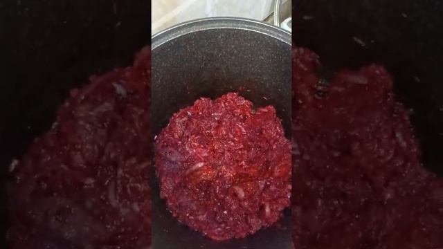 Борщ готовится в одном казане смотреть онлайн
