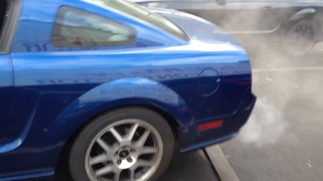 2007 Mustang GT with Ford Racing Hotrod cams and electric cut-outs installed смотреть онлайн
