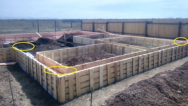 Ленточный фундамент с утеплением, принцип подробно. Дом из арболита. #фундаментдлядома смотреть онлайн