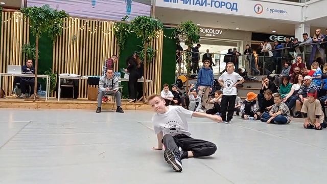 Филичкин x Батя х Mad Max x Мощщный |отбор | Family Jam| 8-12 лет смотреть онлайн