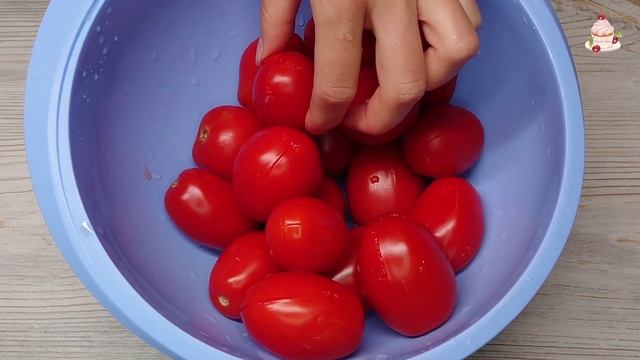 ПОМИДОРЫ зимой больше НЕ ПОКУПАЮ! Лучший способ заготовки ПОМИДОРОВ НА ЗИМУ. смотреть онлайн