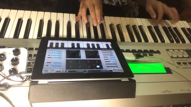 Yamaha MO6 Synthesizer And Alchemy Pro Soft Synthesizer