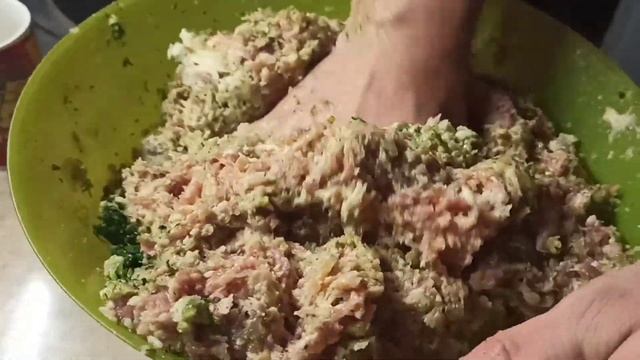 Как приготовить мясные зразы/Зразы рецепт/Мясные зразы с начинкой смотреть онлайн