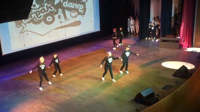Kids Dance. Танцевальная школа Panda Kids. Казань. смотреть онлайн