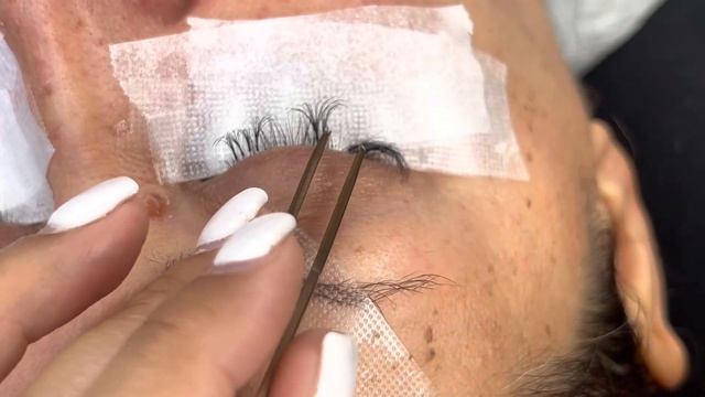 How to do Mega Volume Eyelash Extensions смотреть онлайн