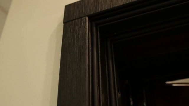 Обзор металлической двери Бульдорс 45 Черное дерево N-7 / Белое дерево N-7 смотреть онлайн