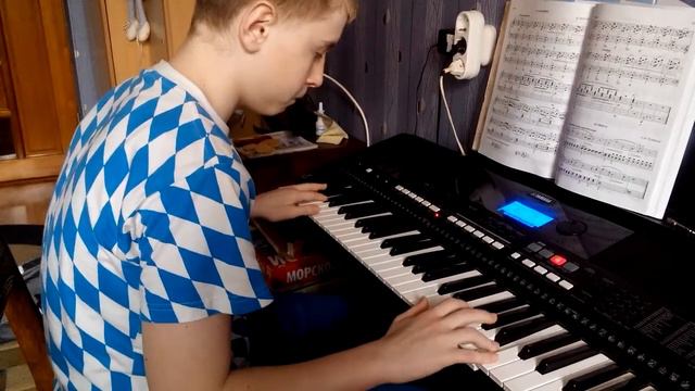 Игра на синтезаторе. Музыка из к\ф Цыган смотреть онлайн