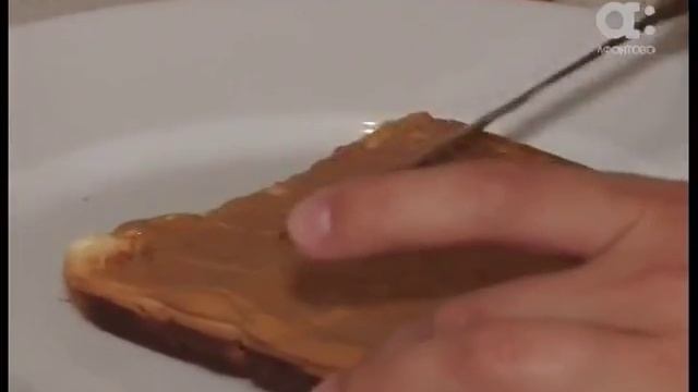 Включение. Как готовят ореховую пасту смотреть онлайн