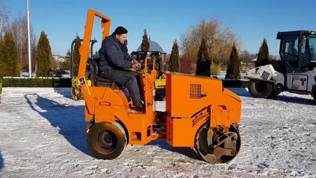Комбинированный дорожный асфальтный каток Hamm HD10 смотреть онлайн