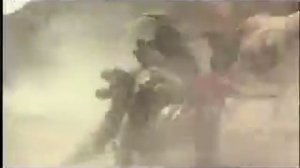 Автомобильная реклама - Nissan  Погоня в пустыне