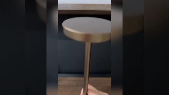 Настільна акумуляторна Premium LED лампа Professional 5200 mAh 3W 2700K IP54 USB колір шоколадний смотреть онлайн