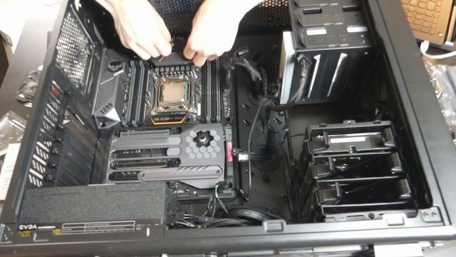 Building My PC - Intel i9 7900X, GTX 1080 смотреть онлайн