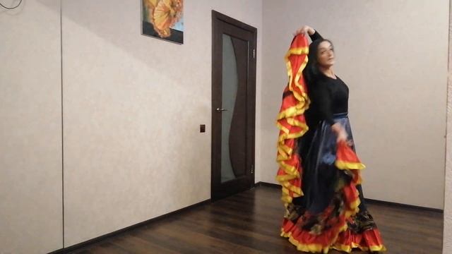 A piece of video from a gypsy dance lesson -Lesson - 2. Фрагмент цыганского танца.Урок -2. смотреть онлайн