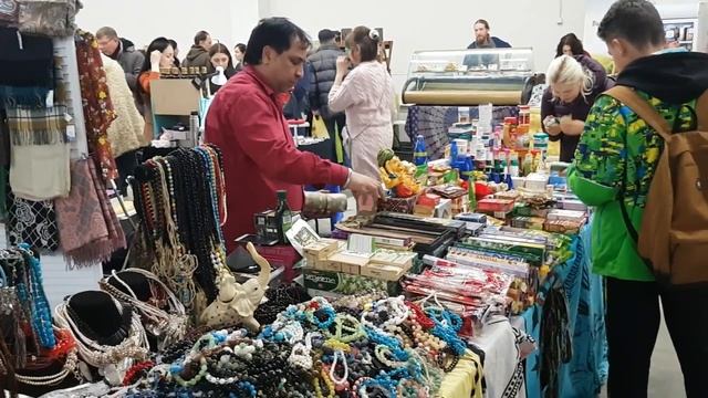 Басманный двор - Индийская ярмарка смотреть онлайн