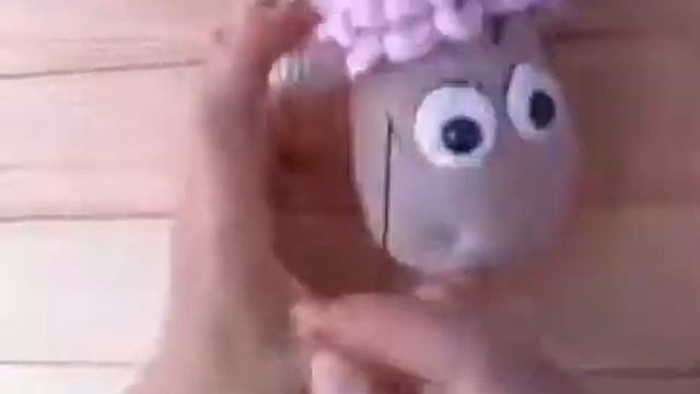 Как вышить реснички вязаной игрушке, оформляем глаза, амигуруми, плюшевая овечка крючком смотреть онлайн