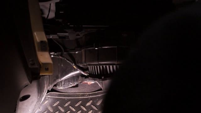 Хендай Элантра Восстанавливаем комфортные условия прибывания в авто смотреть онлайн