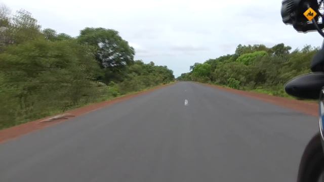 PENSABA QUE ESTABA SOLO, PERO NO | Senegal en Moto | (S02 / E01) | VUELTA AL MUNDO EN MOTO SINEWAN смотреть онлайн