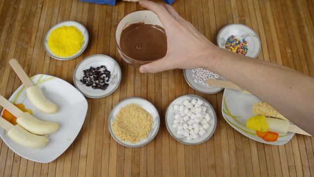 Готовим бананы в шоколаде ○ Cooking bananas in chocolate смотреть онлайн