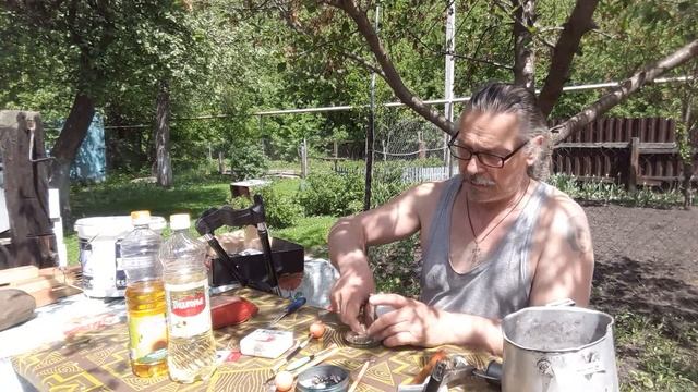 С ЧЕСНОКОМ на КАРАСЯ ! Всегда клюет ! смотреть онлайн