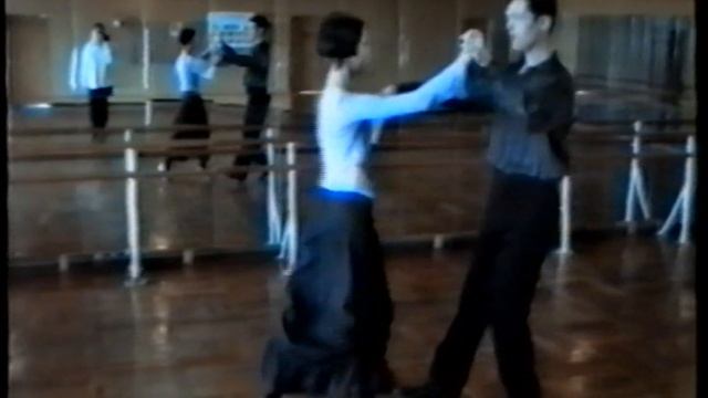 Все фигуры спортивного бального танца Самба конкурсной программы Латина года 2000 смотреть онлайн