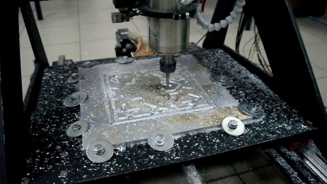 Изготовление детали на станке "Черный бобер" смотреть онлайн