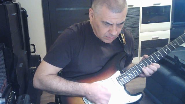Student Oleg Dragin playing Place In The Line solo by Ritchie Blackmore смотреть онлайн