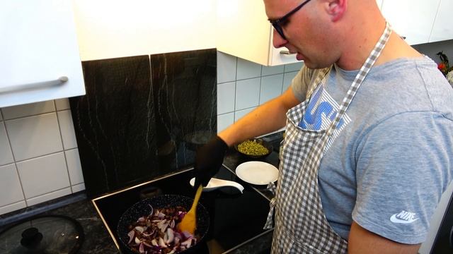 ЛАПША С ГОВЯДИНОЙ И ОВОЩАМИ ? смотреть онлайн