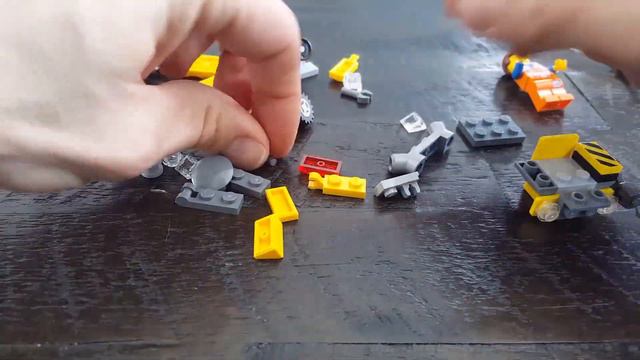 Lego 30529 Mini Master-building Emmet from Lego Movie 2 - Three builds in 5 mins polybag speed buil смотреть онлайн