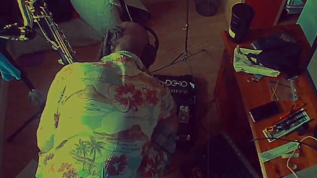 Bass Clarinet Improvisation Ambient Looping смотреть онлайн