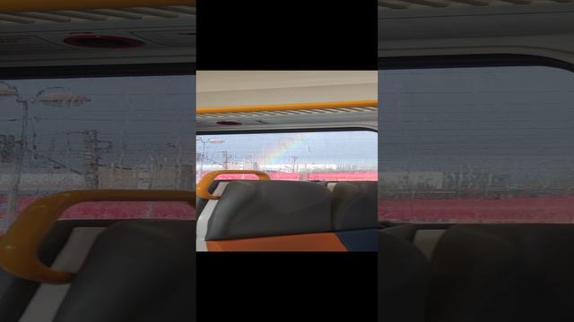 Первая яркая радуга в этом году #радуга #красота #последождя #погода #природа #хорошеенастроение смотреть онлайн