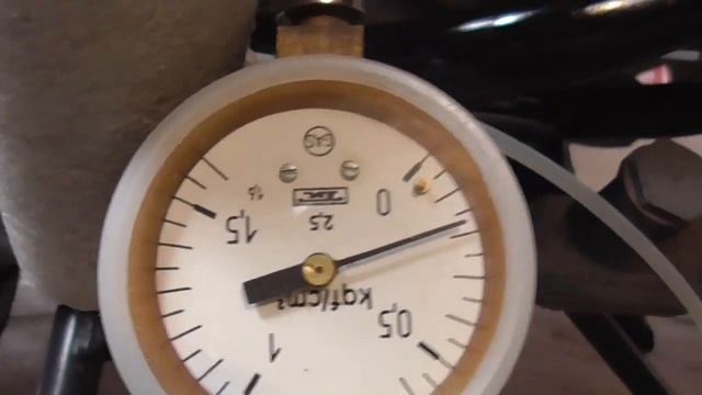 Bajaj Boxer. Контрольный замер давления масла. смотреть онлайн
