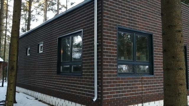 Вошёл в зиму. Отделал домик фасадной черепицей. Переболел модной болезнью. Все отлично. смотреть онлайн