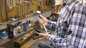 Как правильно ставить поршневые пальцы в шатуны на горячую .