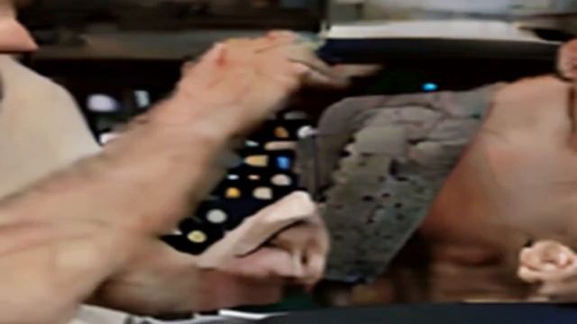 [AI] conor mcgregor eating with grandpa смотреть онлайн