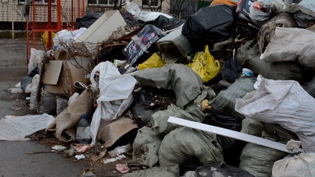 Мусорная свалка в Верхней Пышме, ул.С.Лазо смотреть онлайн