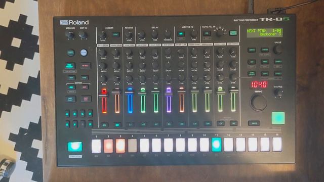 Radiohead 'Reckoner' on TR8S смотреть онлайн