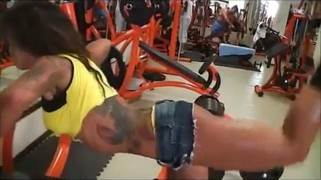 Nadia Petrova Bulgarian Fitnes Model смотреть онлайн