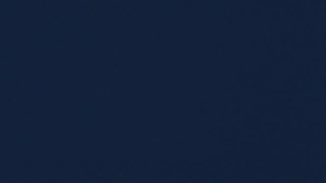 Луна и Юпитер с экваториальными полосами и галилеевыми спутниками 2 мая 2021 смотреть онлайн