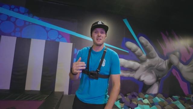 TRAMPOLINE SKATEPARK ON SCOOTER!