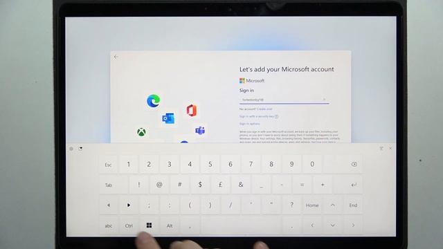 Процесс настройки Microsoft Surface Pro X - Как первый раз настроить Microsoft Surface Pro X смотреть онлайн