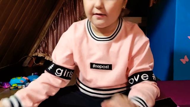 Открываем набор Polly Pocket Go Tiny