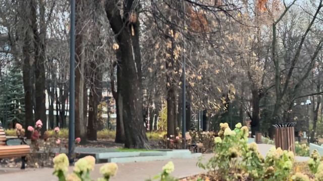 Прогулка по саду культуры и отдыха имени С.Т. Аксакова в Уфе после реконструкции