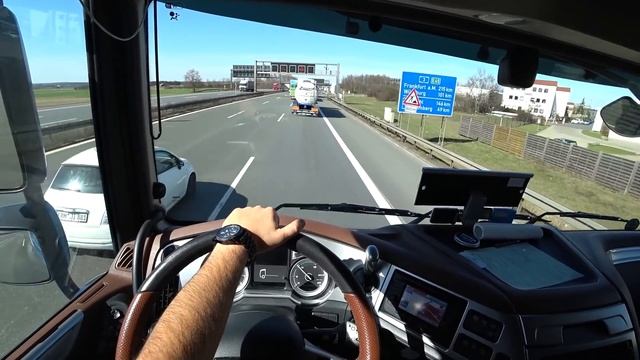 ПОДПИСЧИК И ЕГО НЕГАБАРИТНЫЙ ГРУЗ. смотреть онлайн