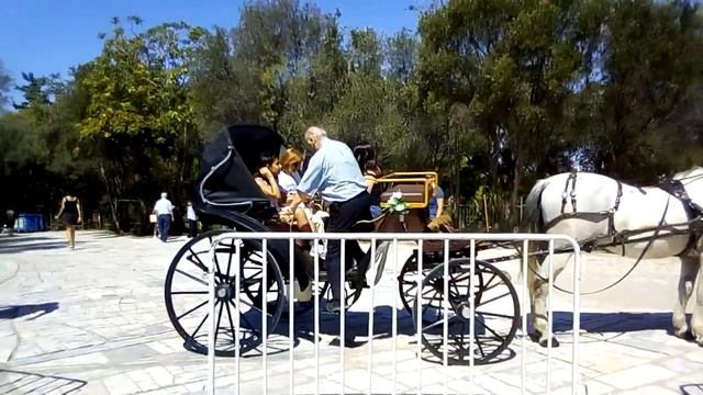 Прогулка возле Афинского Акрополя . Walk near the Acropolis of Athens . Irina Alem Greece смотреть онлайн